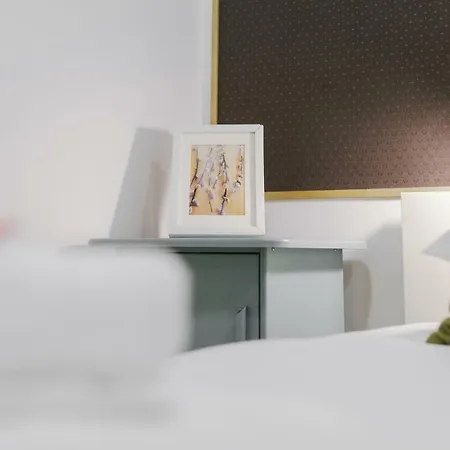 Bed & Breakfast The Colony 3*